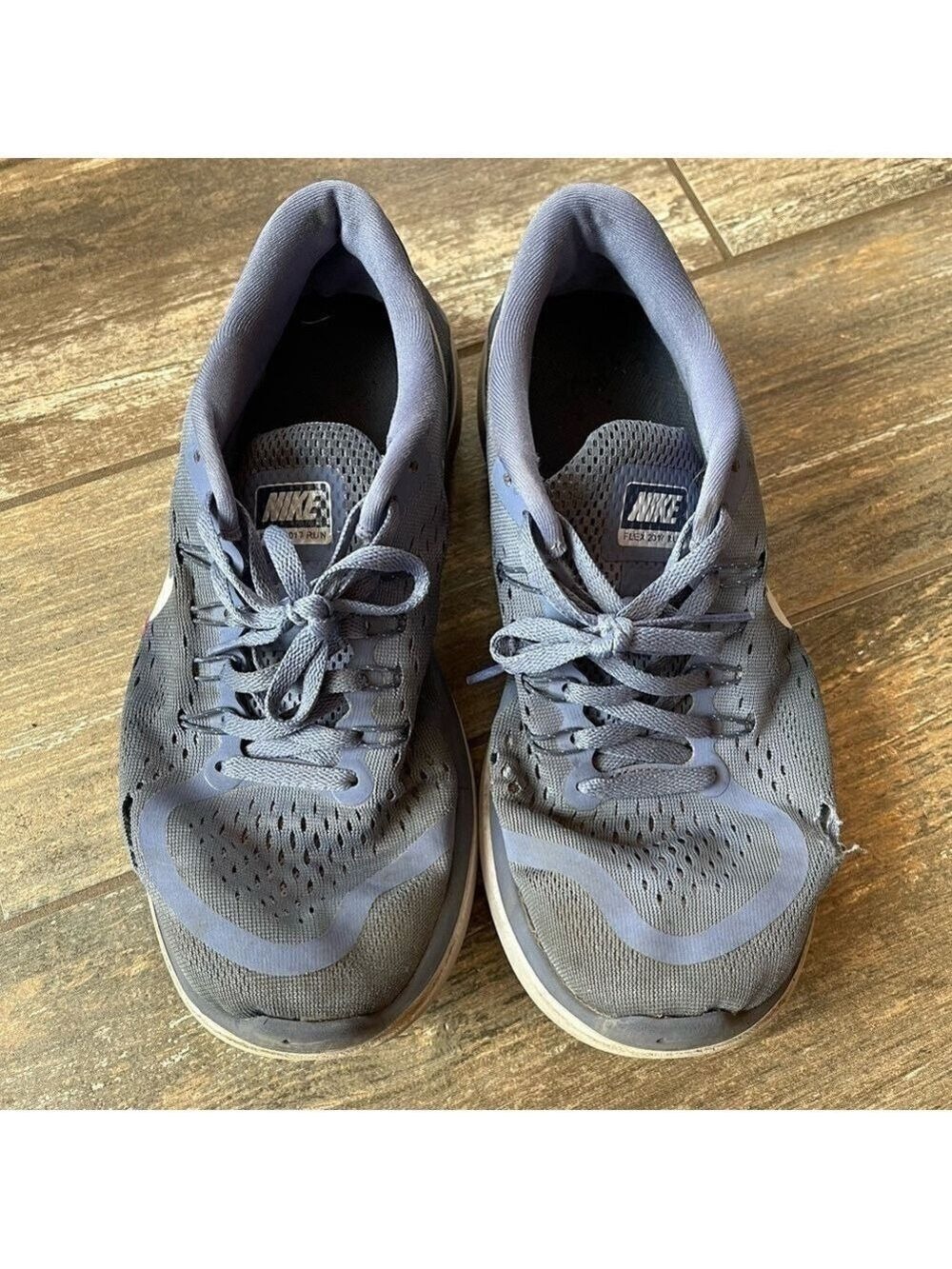 Preloved Nike Flex 2017 Run sneakers women’s size 9.5 - Picture 4 of 16